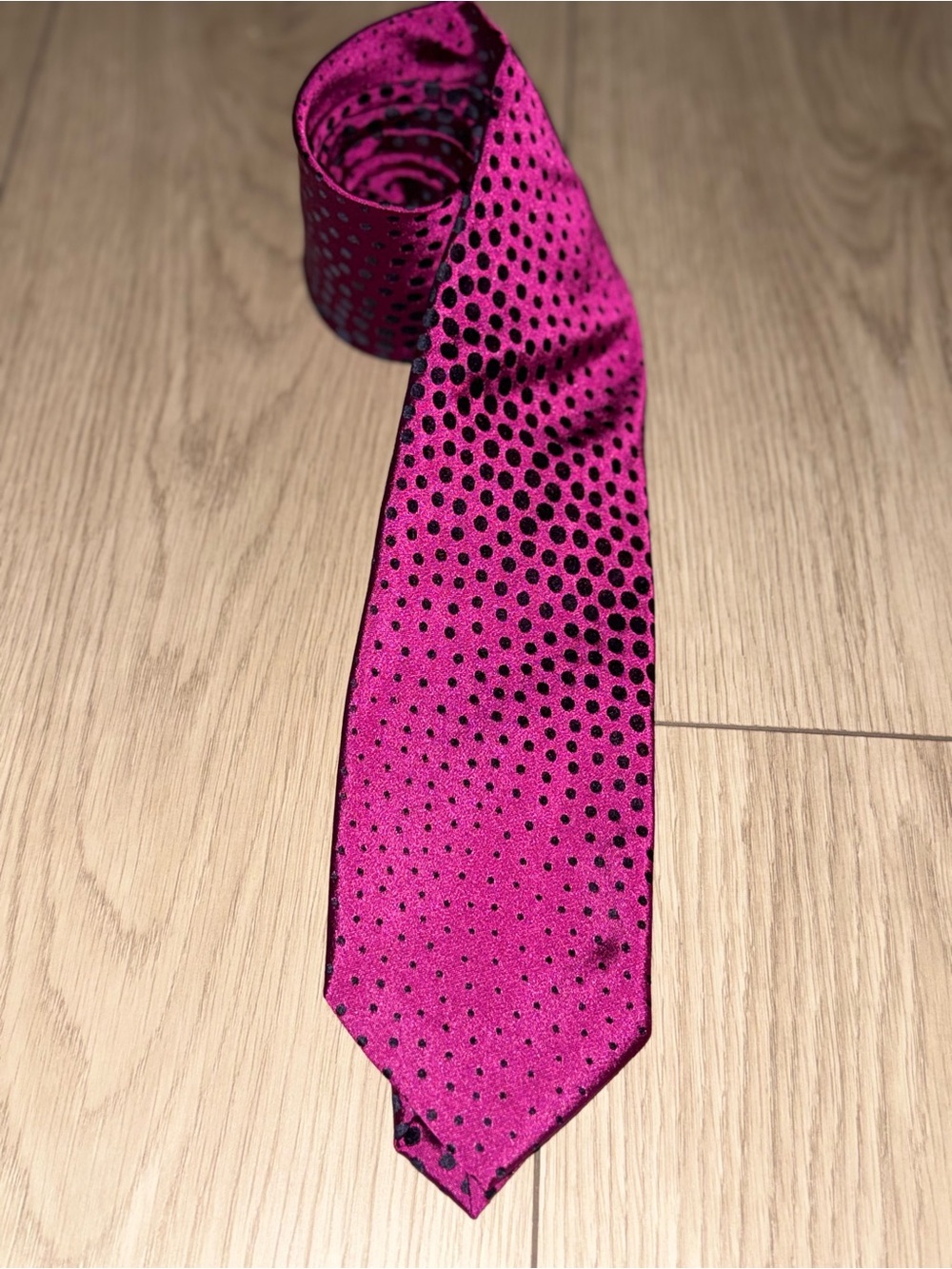 Paul Fredrick Vibrant Magenta Necktie black Polka Dot Handmade Italian Silk Tie